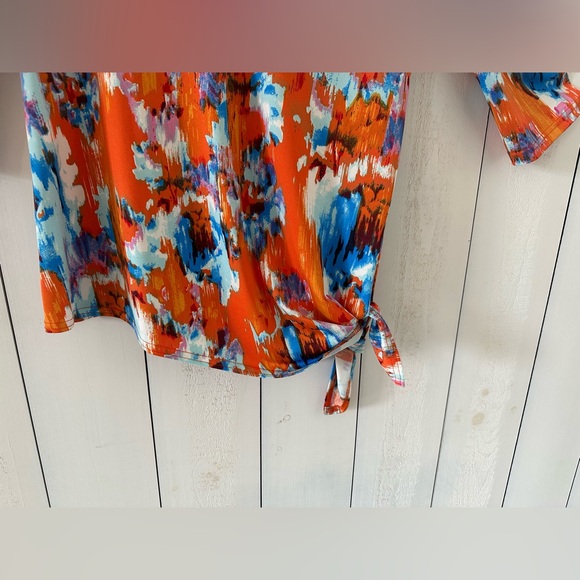 Asymmetrical Cold-Shoulder Blouse - Picture 4 of 5